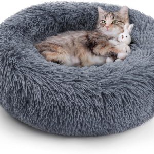 Why Our Cats Can’t Resist This Cozy, Non-Slip Plush Bed