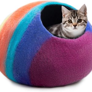 Why Our Cats Love This Cozy, Eco-Friendly Felt Hideaway
