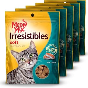 How We Deepened Our Cat Bond with Salmon Soft Treats